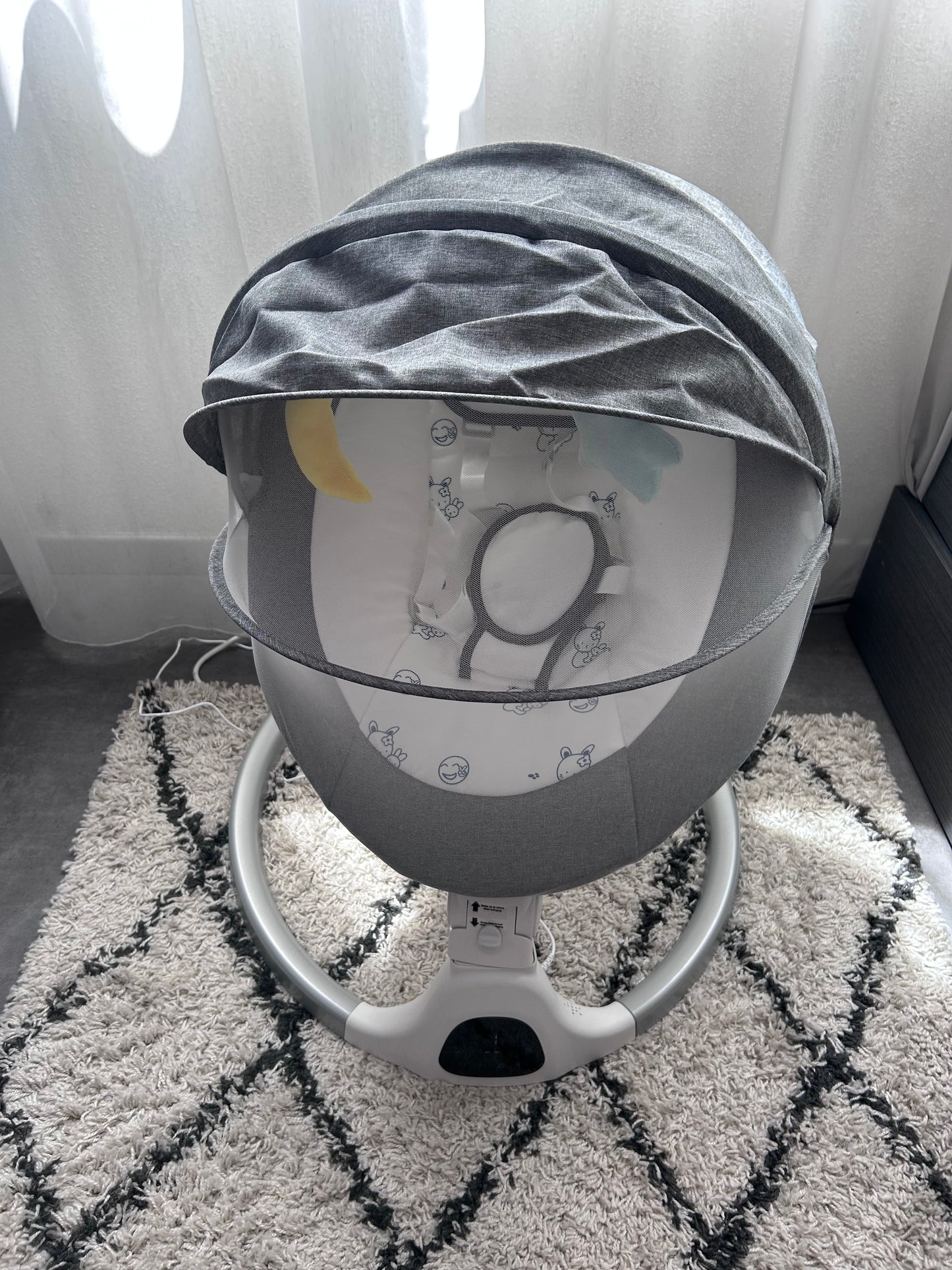 Transat Électrique Confort Premium – Balancement Automatique et Design Ergonomique