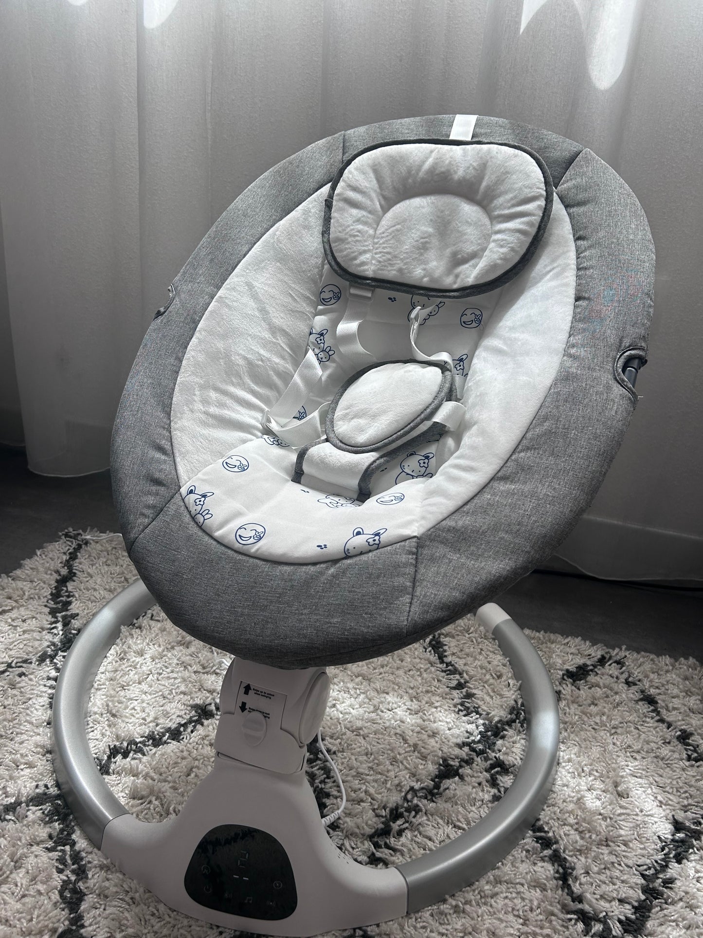 Transat Électrique Confort Premium – Balancement Automatique et Design Ergonomique